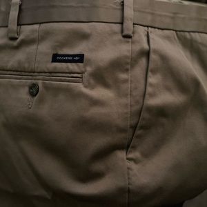Docker Classic fit, flat front, beige, 44 x 30" men’s pants